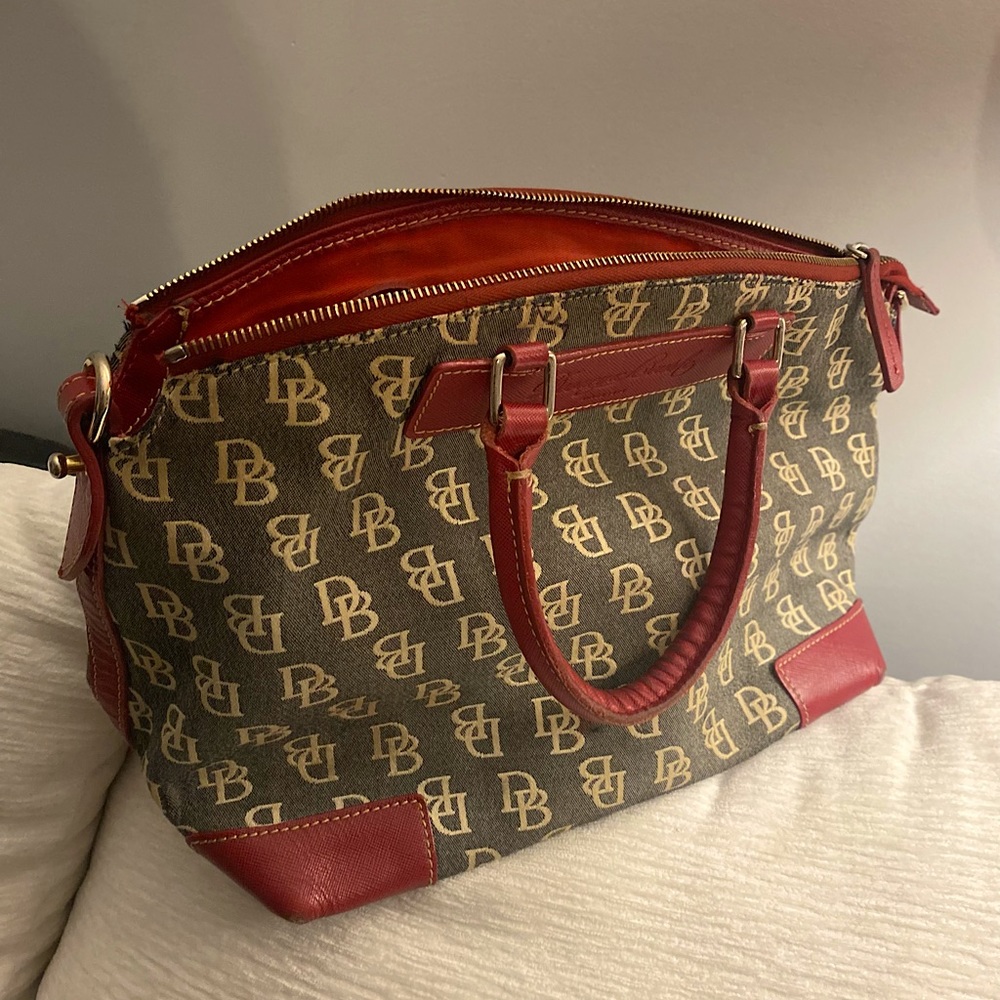 Dooney & Bourke bag